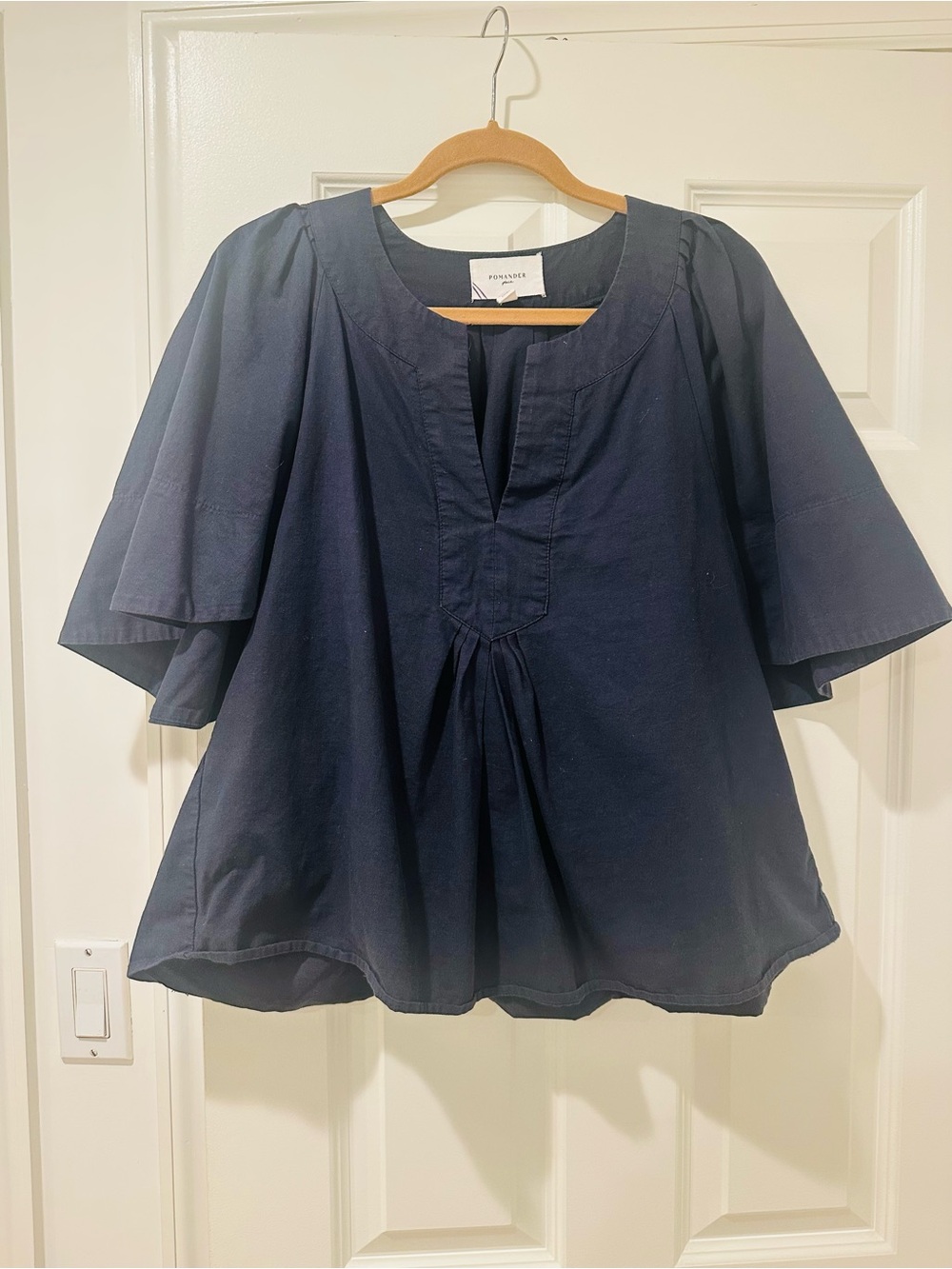 Tuckernuck Pomander Place Navy Cotton Notch-Neck Puff Sleeve Tunic size large